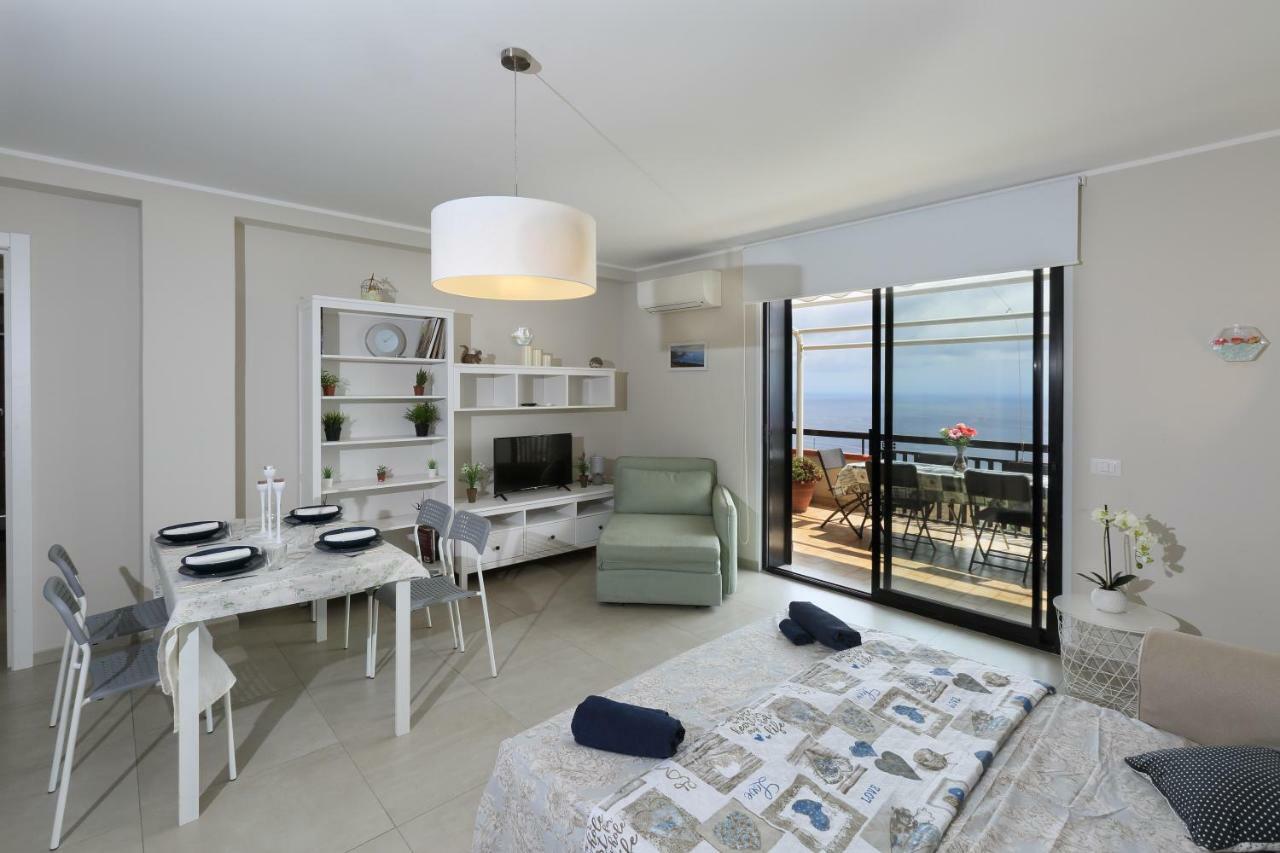 Appartamento Olimpia'S House Taormina Esterno foto